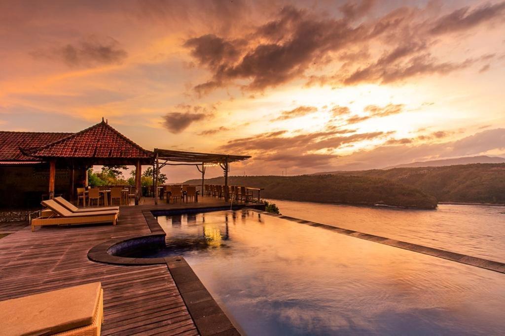 Ceningan Cliff Cottages Lembongan Exteriör bild